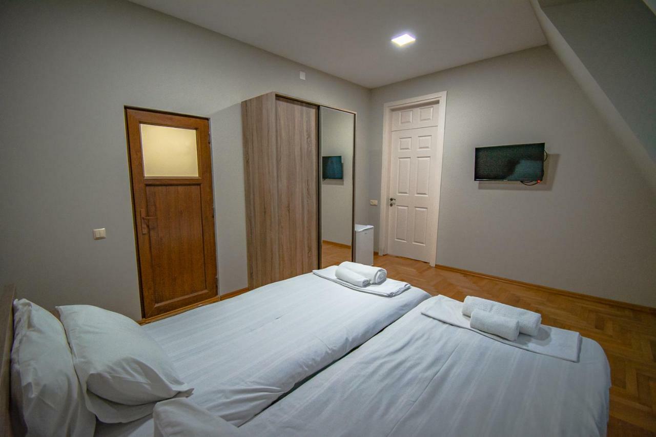 Nana'S Guesthouse باتومي المظهر الخارجي الصورة
